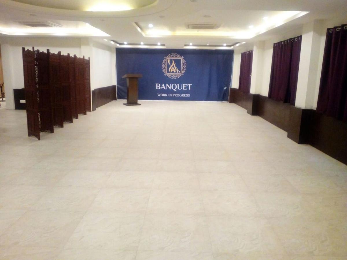 Hotel Yash Inn Mirzapur Екстер'єр фото
