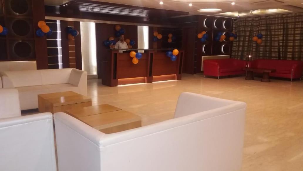 Hotel Yash Inn Mirzapur Екстер'єр фото