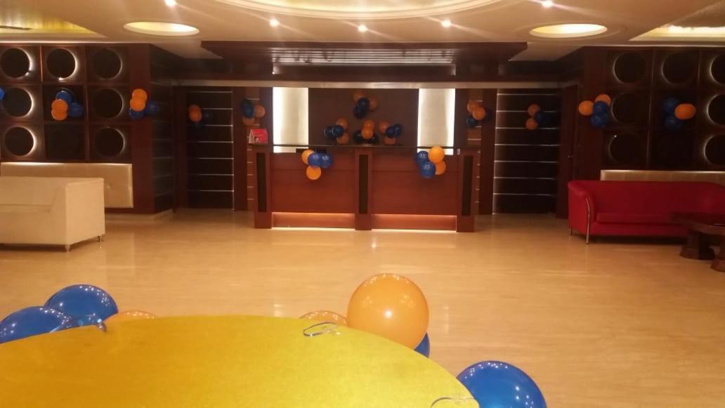 Hotel Yash Inn Mirzapur Екстер'єр фото