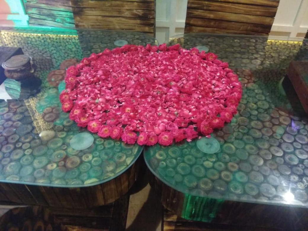 Hotel Yash Inn Mirzapur Екстер'єр фото